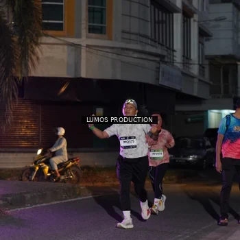 Runner Photo 7987272