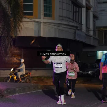 Runner Photo 7987274
