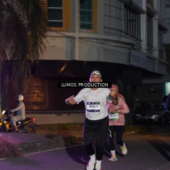 Runner Photo 7987279