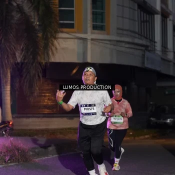 Runner Photo 7987289