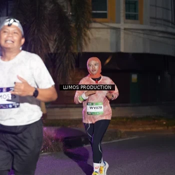 Runner Photo 7987300