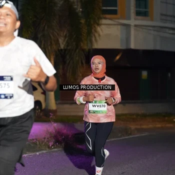 Runner Photo 7987301