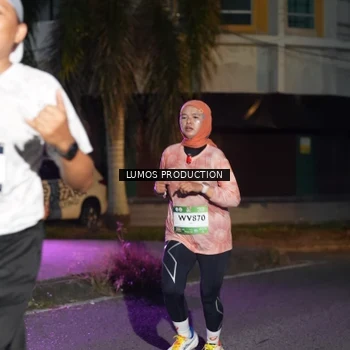 Runner Photo 7987308
