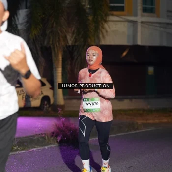 Runner Photo 7987311