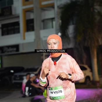 Runner Photo 7987335