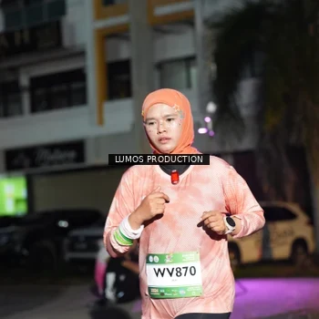 Runner Photo 7987340