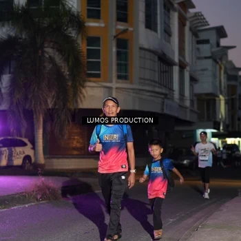 Runner Photo 7987364