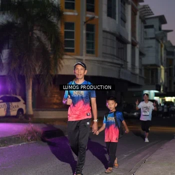 Runner Photo 7987367