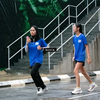 Runner Photo 7987411