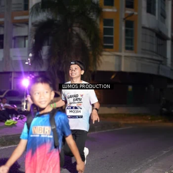 Runner Photo 7987415
