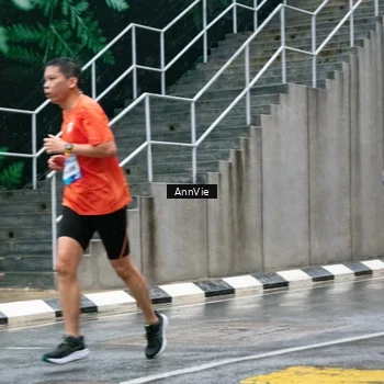 Runner Photo 7987427
