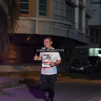 Runner Photo 7987433