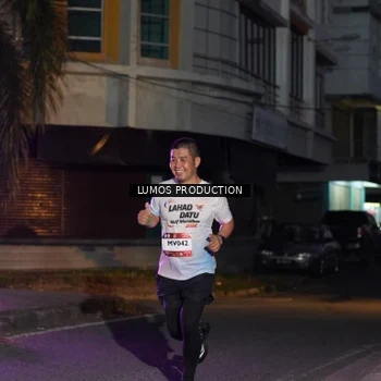 Runner Photo 7987434