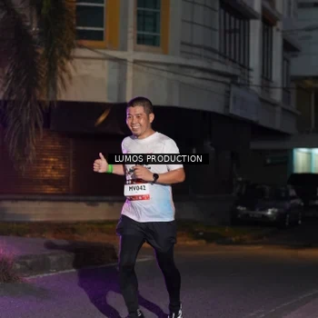 Runner Photo 7987435
