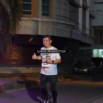 Runner Photo 7987438