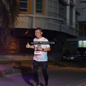 Runner Photo 7987440