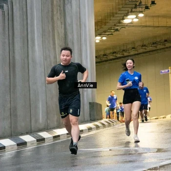 Runner Photo 7987443