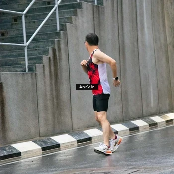 Runner Photo 7987448