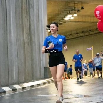 Runner Photo 7987454