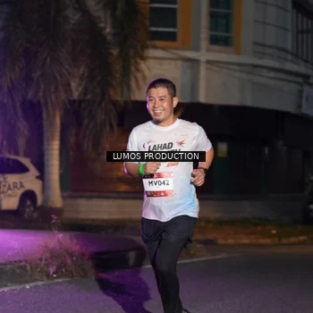 Runner Photo 7987455