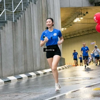Runner Photo 7987461