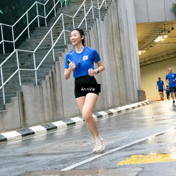 Runner Photo 7987474