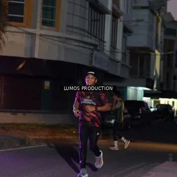 Runner Photo 7987475