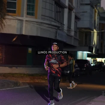 Runner Photo 7987480