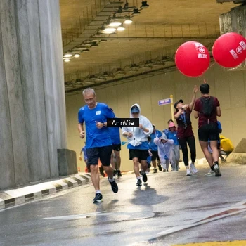 Runner Photo 7987488
