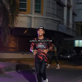 Runner Photo 7987496