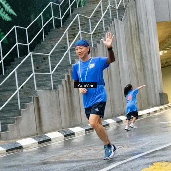 Runner Photo 7987517