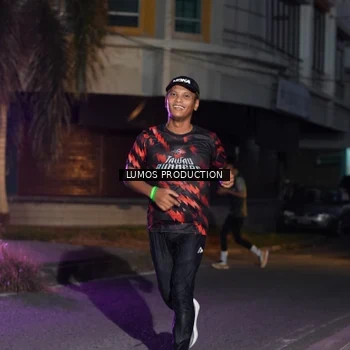 Runner Photo 7987518