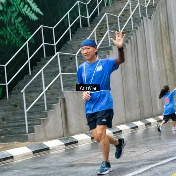 Runner Photo 7987519