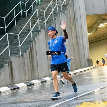 Runner Photo 7987520
