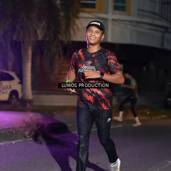 Runner Photo 7987526