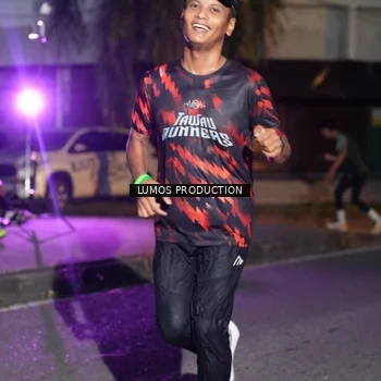Runner Photo 7987542
