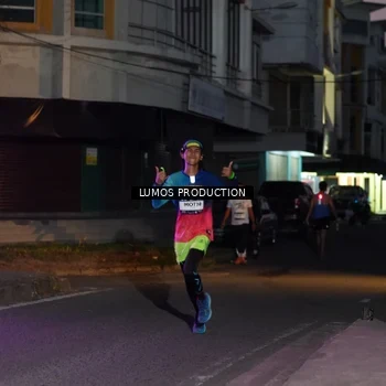 Runner Photo 7987560