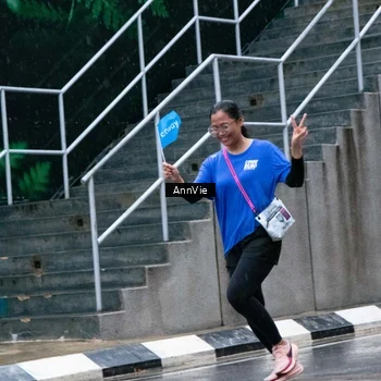 Runner Photo 7987574