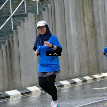 Runner Photo 7987630