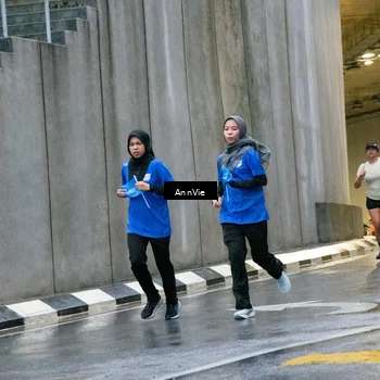 Runner Photo 7987634