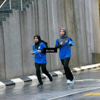 Runner Photo 7987640