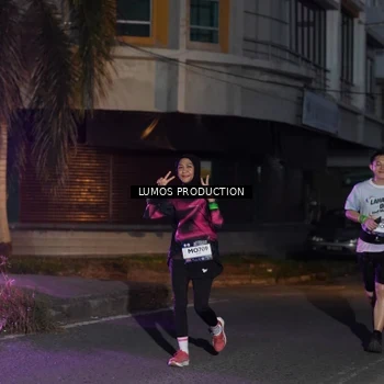 Runner Photo 7987651