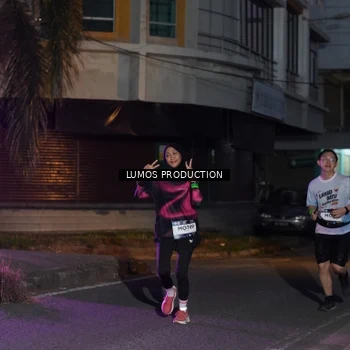 Runner Photo 7987656