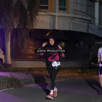 Runner Photo 7987659
