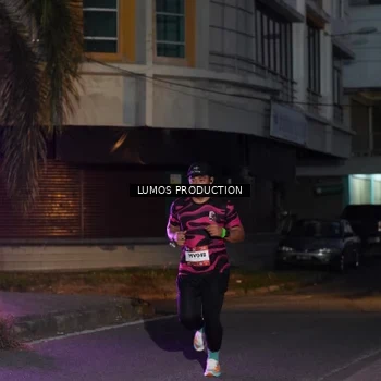 Runner Photo 7987740