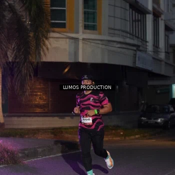 Runner Photo 7987757