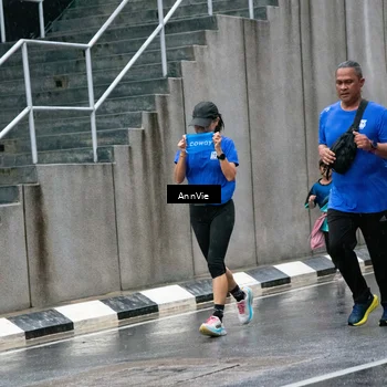 Runner Photo 7987759