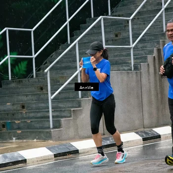 Runner Photo 7987770