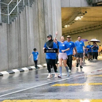 Runner Photo 7987782