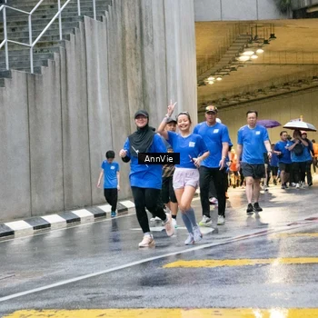 Runner Photo 7987784